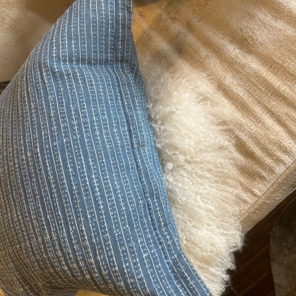 Large Blue and White Striped Pillow with Flange, Cotton Fabric 22 x 22 - Picture 5 of 9